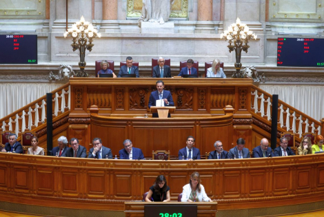Estado da Nação: o Governo está a cumprir, PS e Chega “rivalizam na irresponsabilidade”